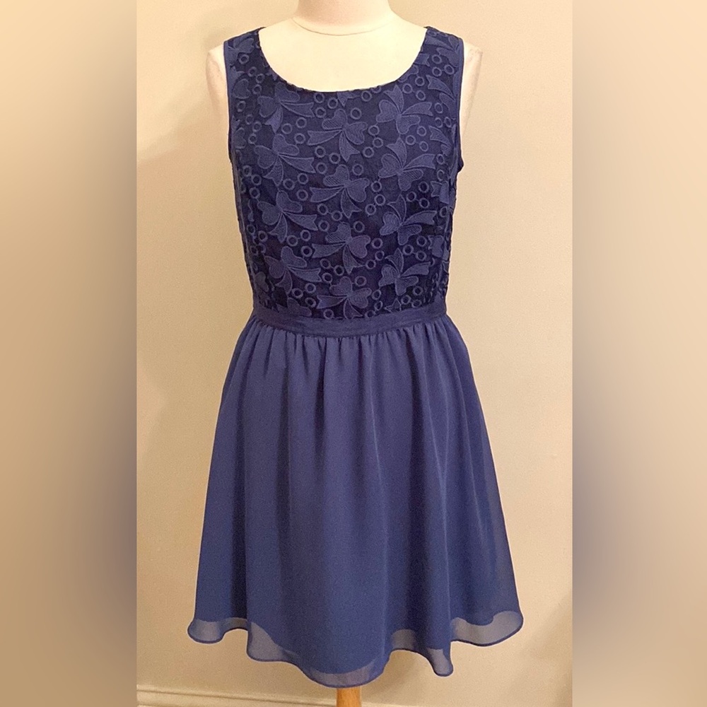 LC Lauren Conrad Twilight Blue Mesh Bow Embroidered 12 Whimsical Romantic Dress